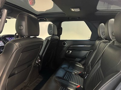 2020 Land Rover Discovery - Thumbnail