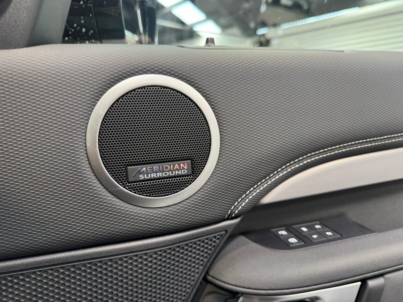 2025 Land Rover Discovery