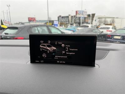2017 Audi Q7 - Thumbnail