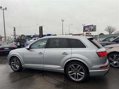 2017 Audi Q7 - Thumbnail