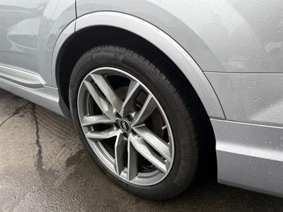 2017 Audi Q7 - Thumbnail