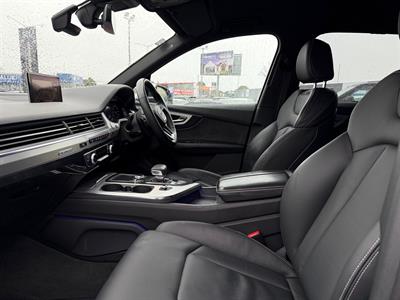 2017 Audi Q7 - Thumbnail