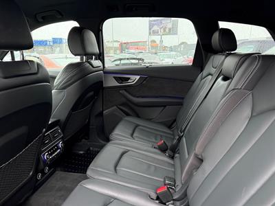 2017 Audi Q7 - Thumbnail