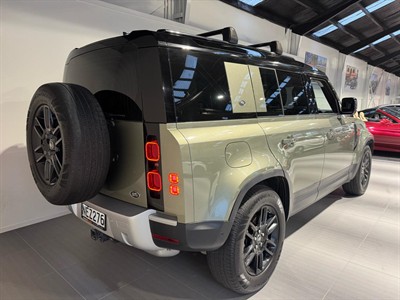 2020 Land Rover Defender - Thumbnail