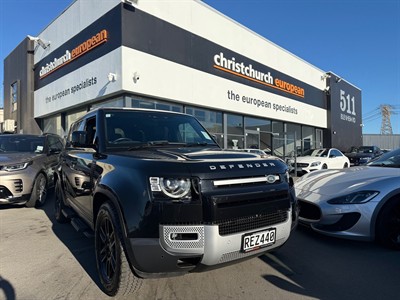 2023 Land Rover Defender - Thumbnail
