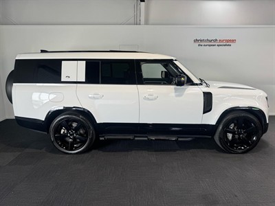 2023 Land Rover Defender - Thumbnail