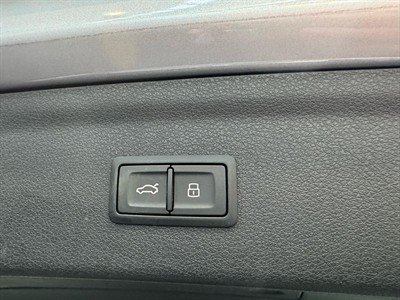 2015 Audi Q3 - Thumbnail