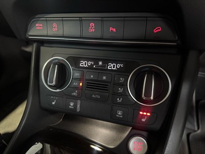 2015 Audi Q3 - Thumbnail