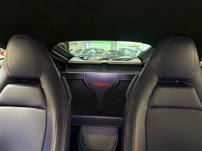 2018 Aston Martin Vantage - Thumbnail