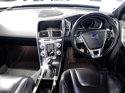 2014 Volvo XC60 - Thumbnail