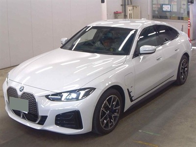 2025 BMW i4 - Thumbnail