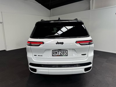 2022 Jeep Grand Cherokee - Thumbnail