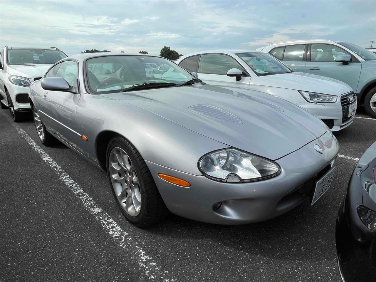 1999 Jaguar XKR