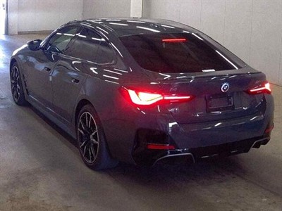 2022 BMW i4 - Thumbnail