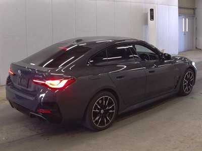 2022 BMW i4 - Thumbnail