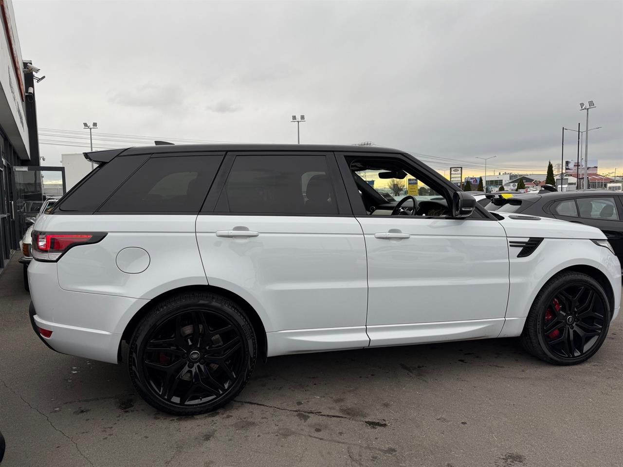 2017 Land Rover Range Rover Sport