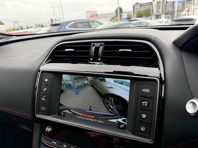 2016 Jaguar F-Pace - Thumbnail