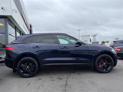 2016 Jaguar F-Pace - Thumbnail