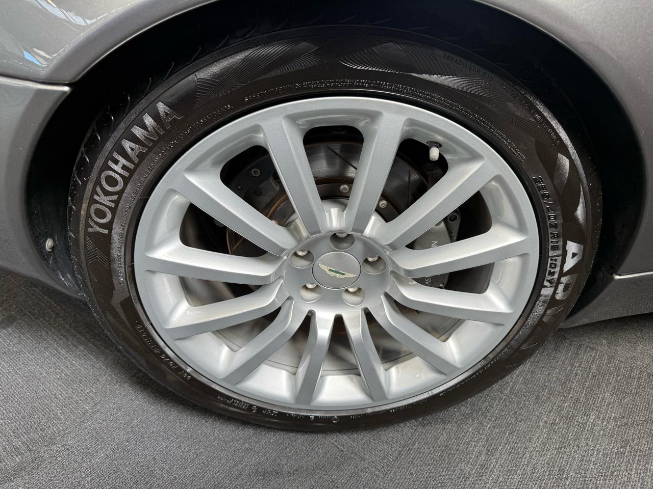 2004 Aston Martin Vanquish