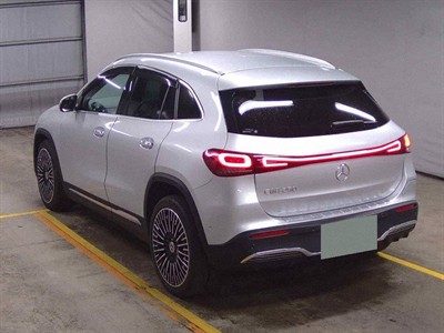 2021 Mercedes-Benz EQA - Thumbnail