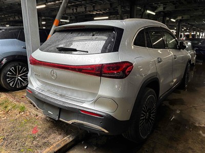 2021 Mercedes-Benz EQA - Thumbnail
