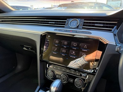 2019 Volkswagen Tiguan - Thumbnail