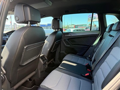 2019 Volkswagen Tiguan - Thumbnail