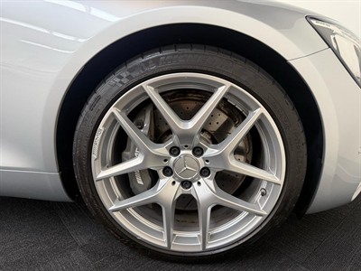 2016 Mercedes-Benz GT - Thumbnail