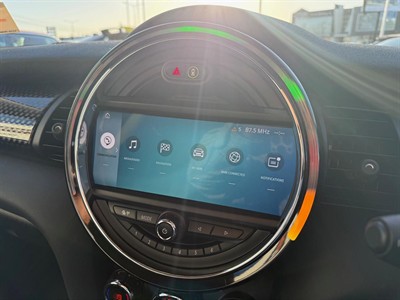 2019 Mini Cooper S - Thumbnail