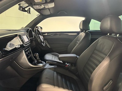 2019 Volkswagen Beetle - Thumbnail
