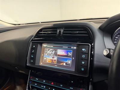 2016 Jaguar XE - Thumbnail