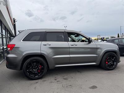 2013 Jeep Grand Cherokee - Thumbnail