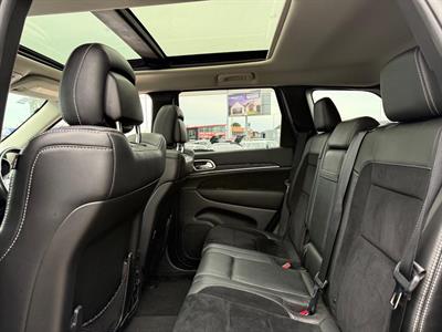 2013 Jeep Grand Cherokee - Thumbnail