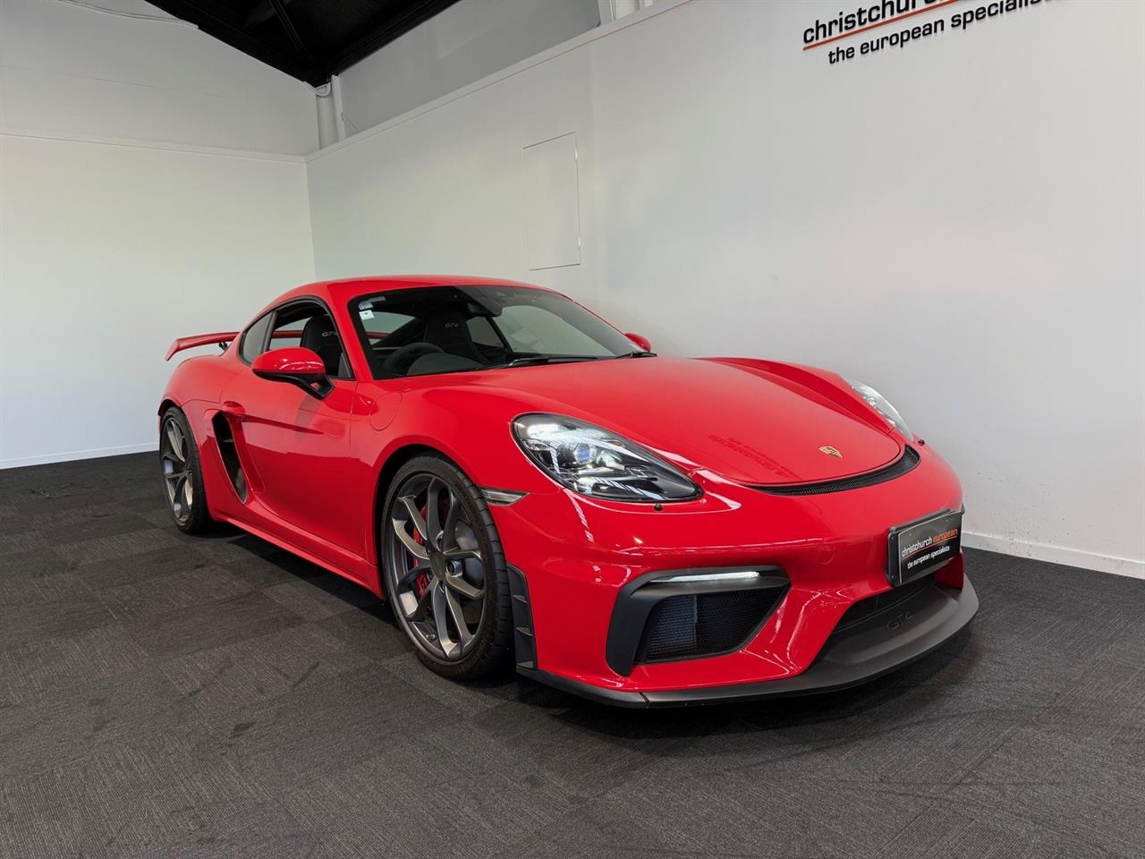 2020 Porsche Cayman