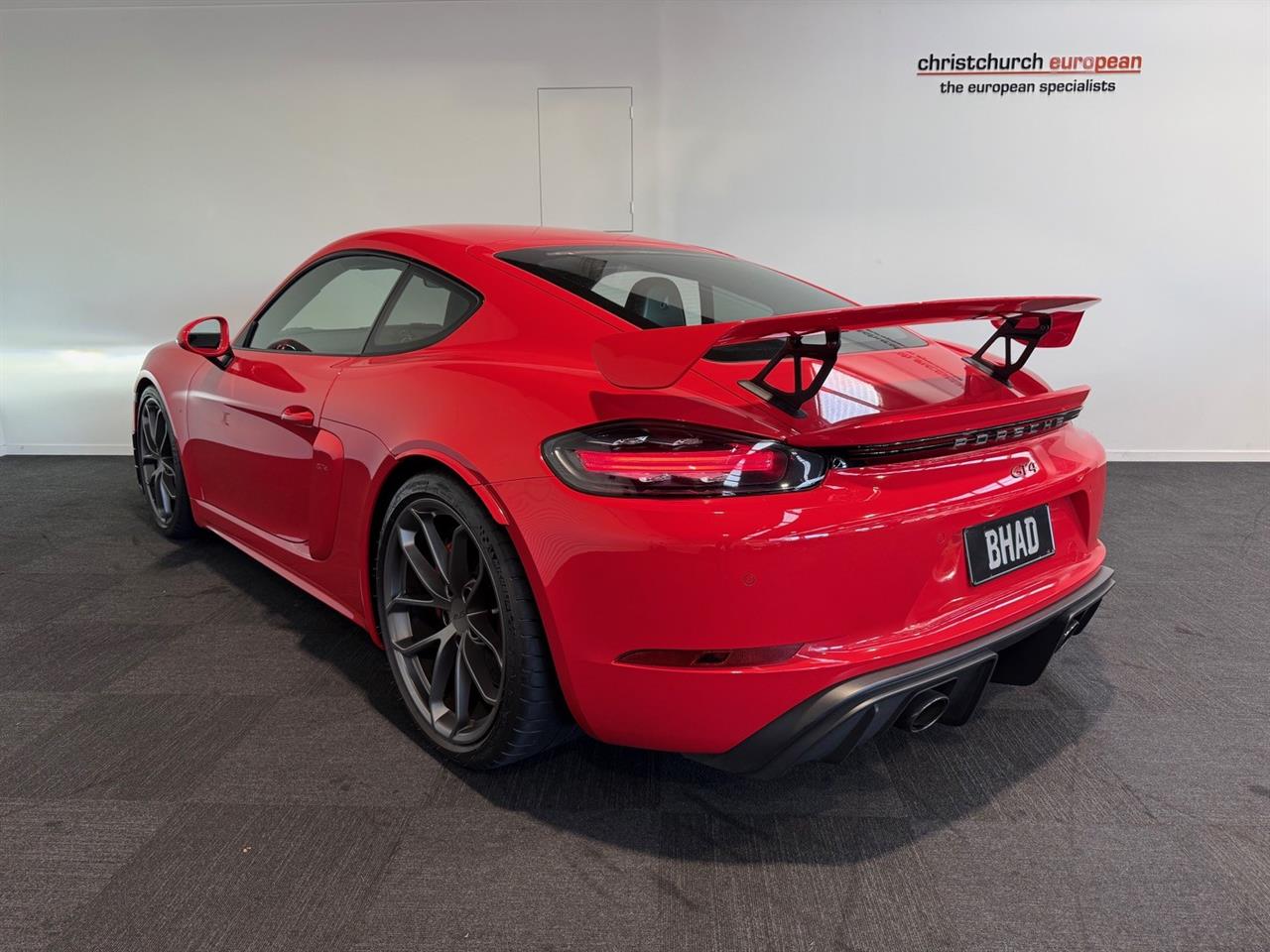 2020 Porsche Cayman