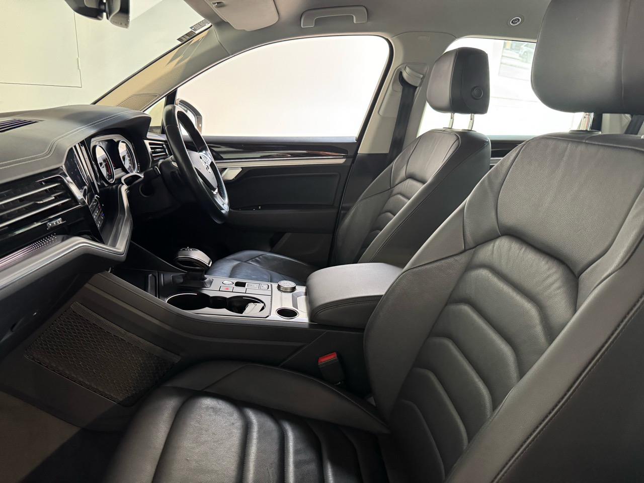 2019 Volkswagen Touareg