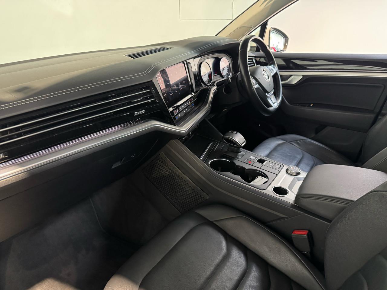 2019 Volkswagen Touareg