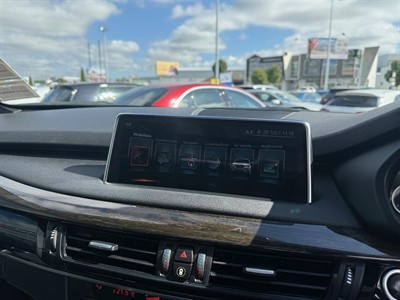 2017 BMW X5 - Thumbnail