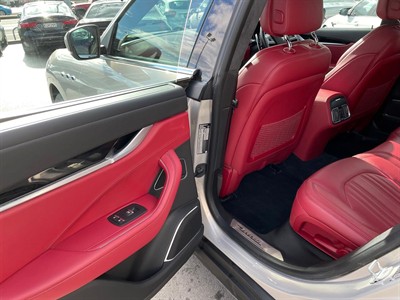 2017 Maserati Levante - Thumbnail