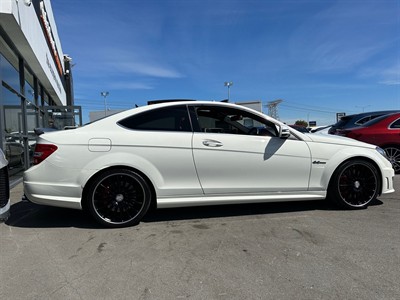 2011 Mercedes-Benz C 63 - Thumbnail