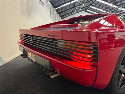 1992 Ferrari Testarossa - Thumbnail
