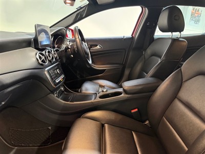 2018 Mercedes-Benz GLA 180 - Thumbnail