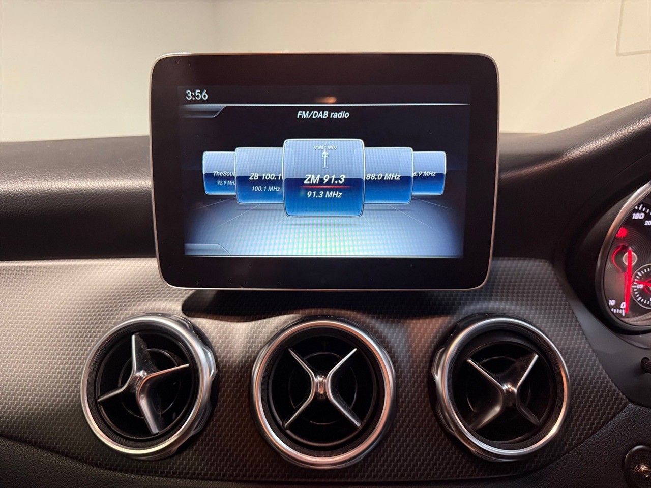 2018 Mercedes-Benz GLA 180