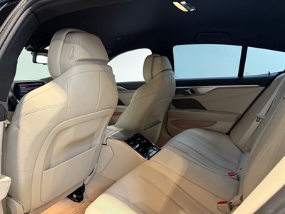 2020 BMW 850i - Thumbnail