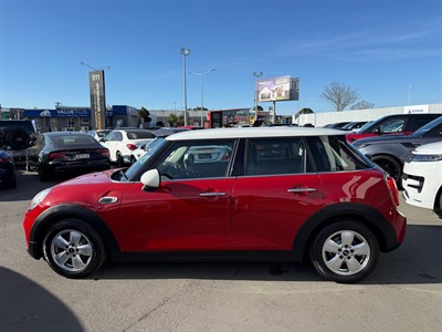 2017 Mini Cooper - Thumbnail