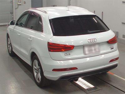 2013 Audi Q3 - Thumbnail