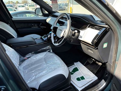 2022 Land Rover Range Rover Sport - Thumbnail
