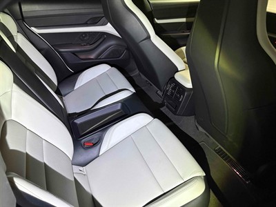 2021 Porsche Taycan - Thumbnail