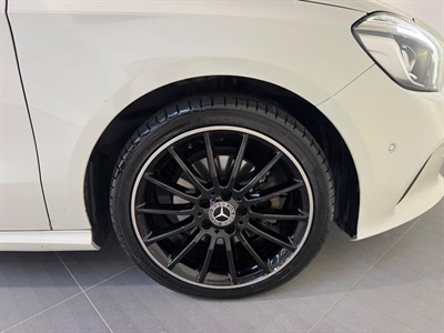 2018 Mercedes-Benz A 180 - Thumbnail