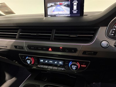 2016 Audi Q7 - Thumbnail